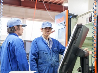 会社は人とともに育つ