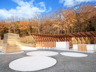 自治体や地元企業などと手を取り合う