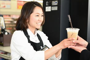 働く人のライフスタイルを尊重、誰だって夢を追える!