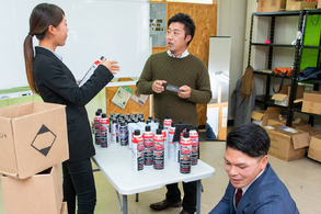 年功序列がないフラットな関係
