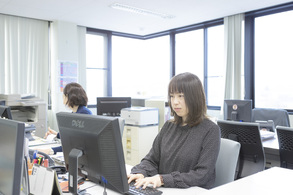 仕事と子育ての両立ができ、女性の管理職も多い