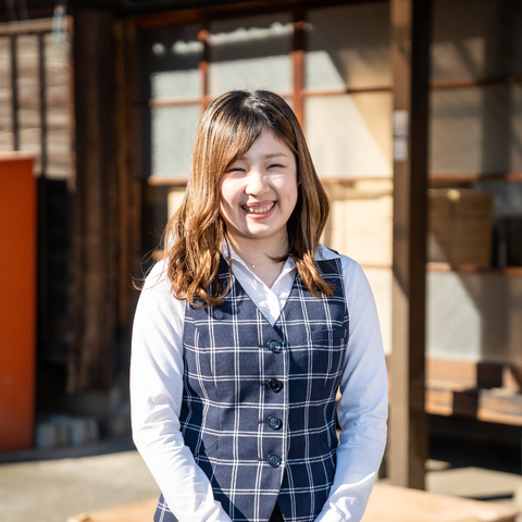赤阪 優奈